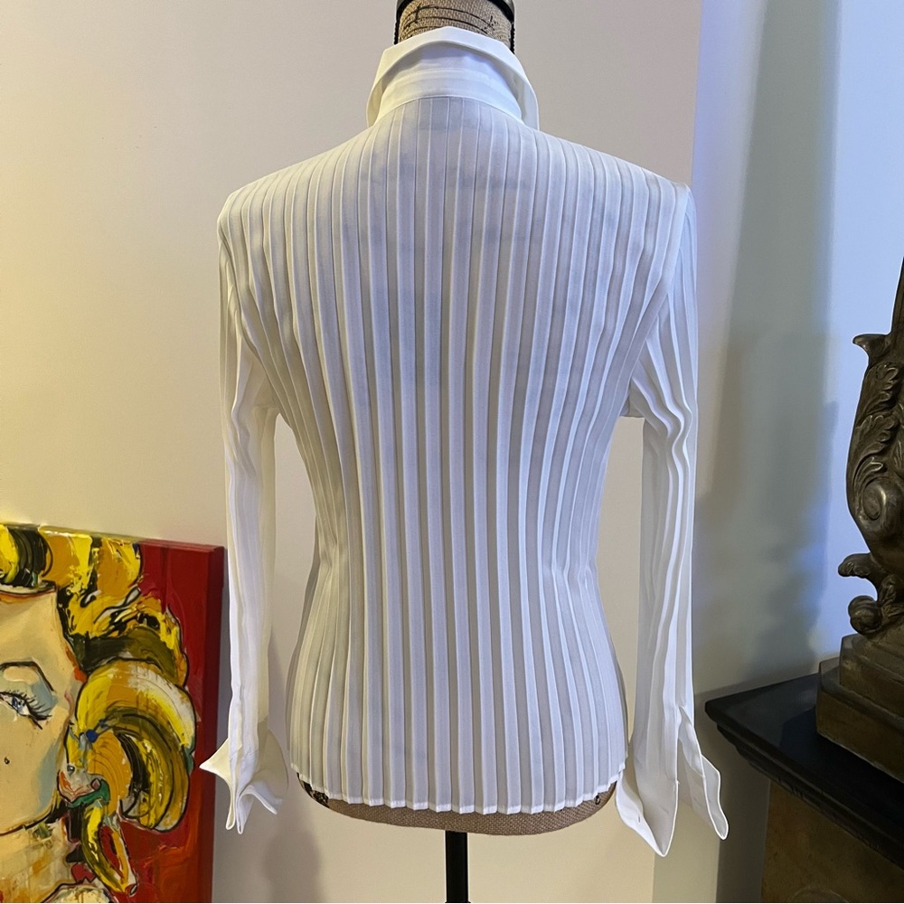 EUC-Josephine Chaus Petite-Long Sleeve Blouse/French Cuffs-8 (Petite) - Picture 4 of 11